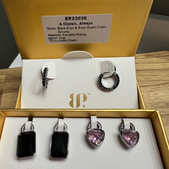 Bomb Party Charming Hoops! A Classic, Always - Black Onyx - Picture 2 of 2